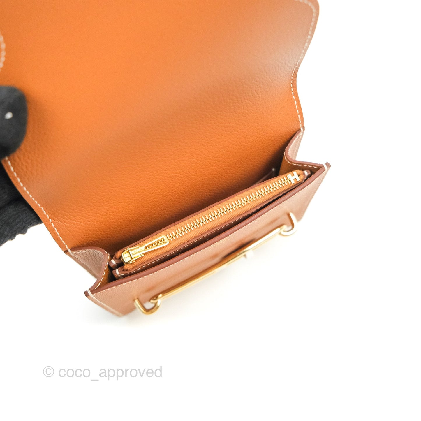 Hermès Roulis Slim Wallet Gold Gold Hardware