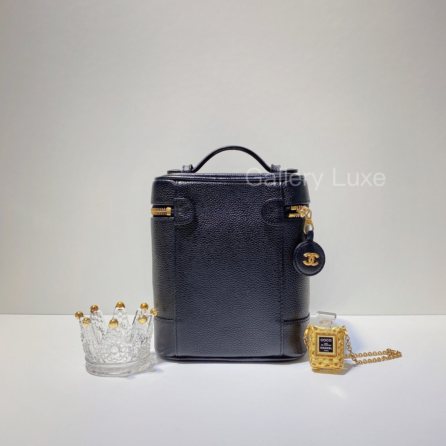 No.2840-Chanel Vintage Caviar Vanity Case