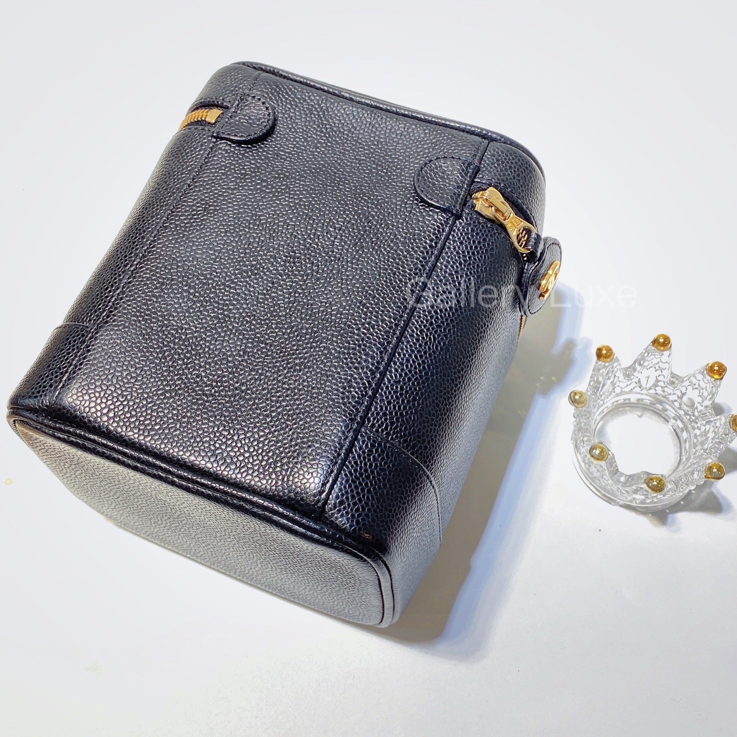 No.2840-Chanel Vintage Caviar Vanity Case