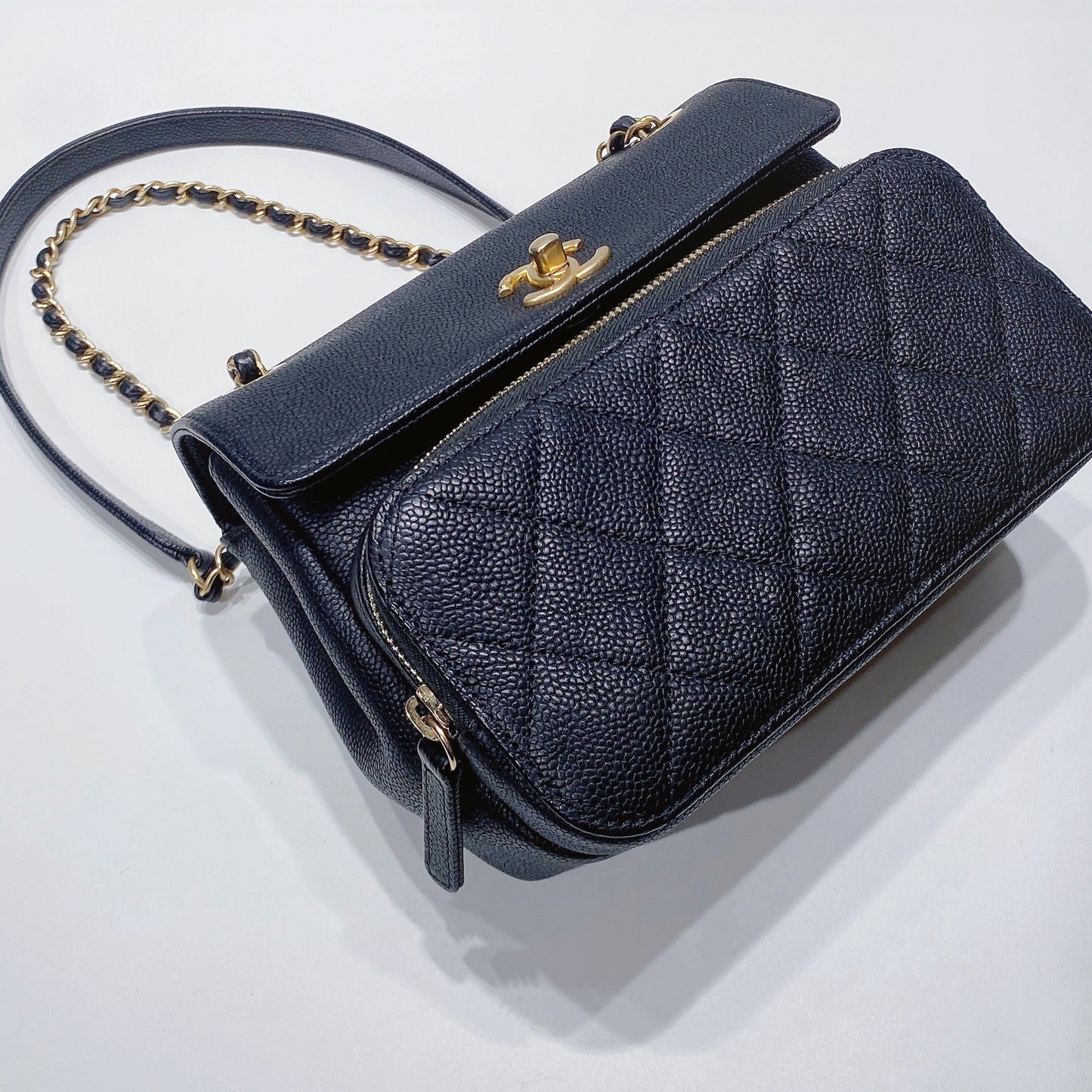 No.001511-Chanel Caviar Chic Trip Flap Bag