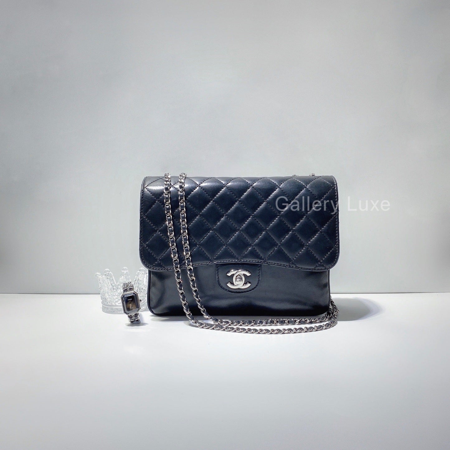 No.2535-Chanel Lambskin Clam’s Pocket Flap Bag