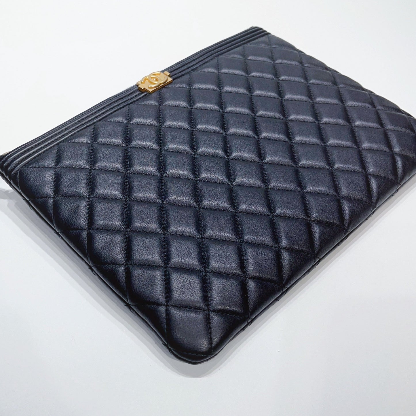 No.3775-Chanel Boy Medium O Case Clutch