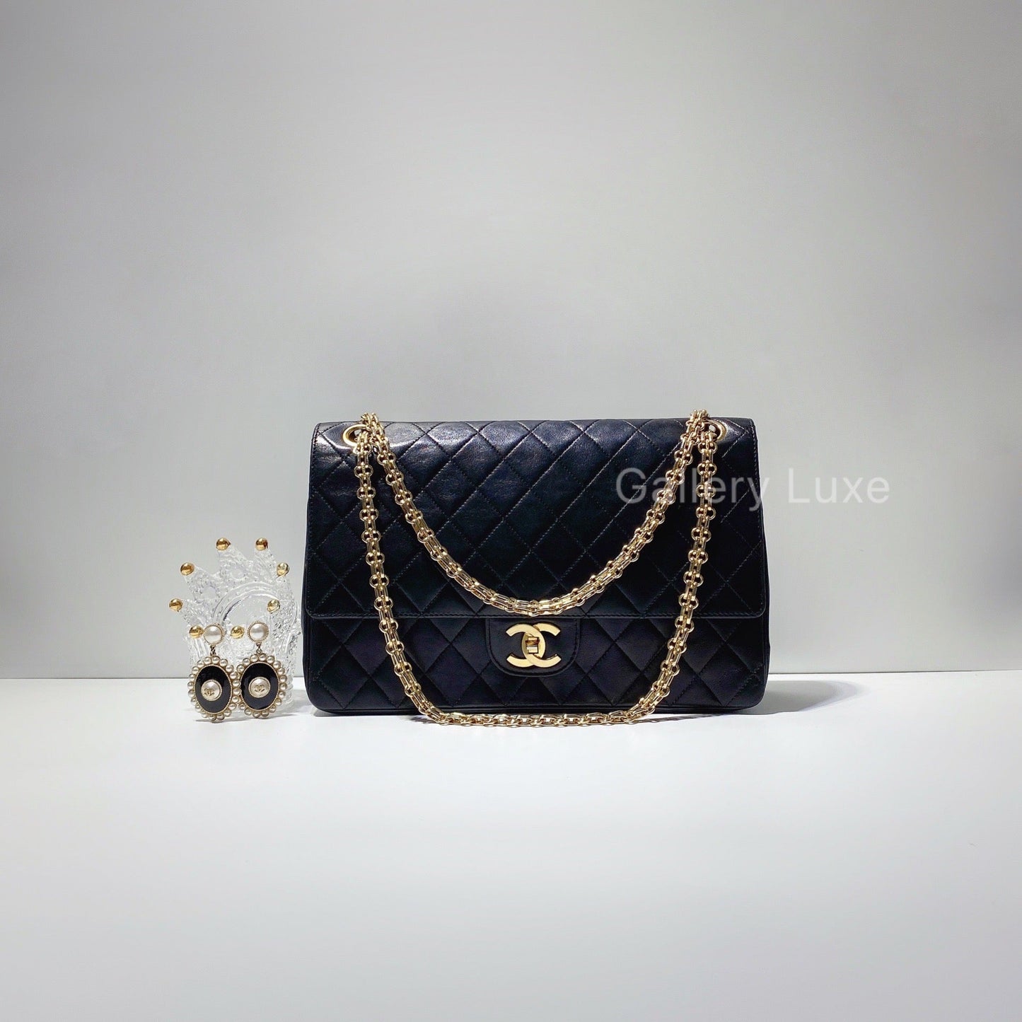 No.2537-Chanel Vintage Lambskin Classic Flap Bag