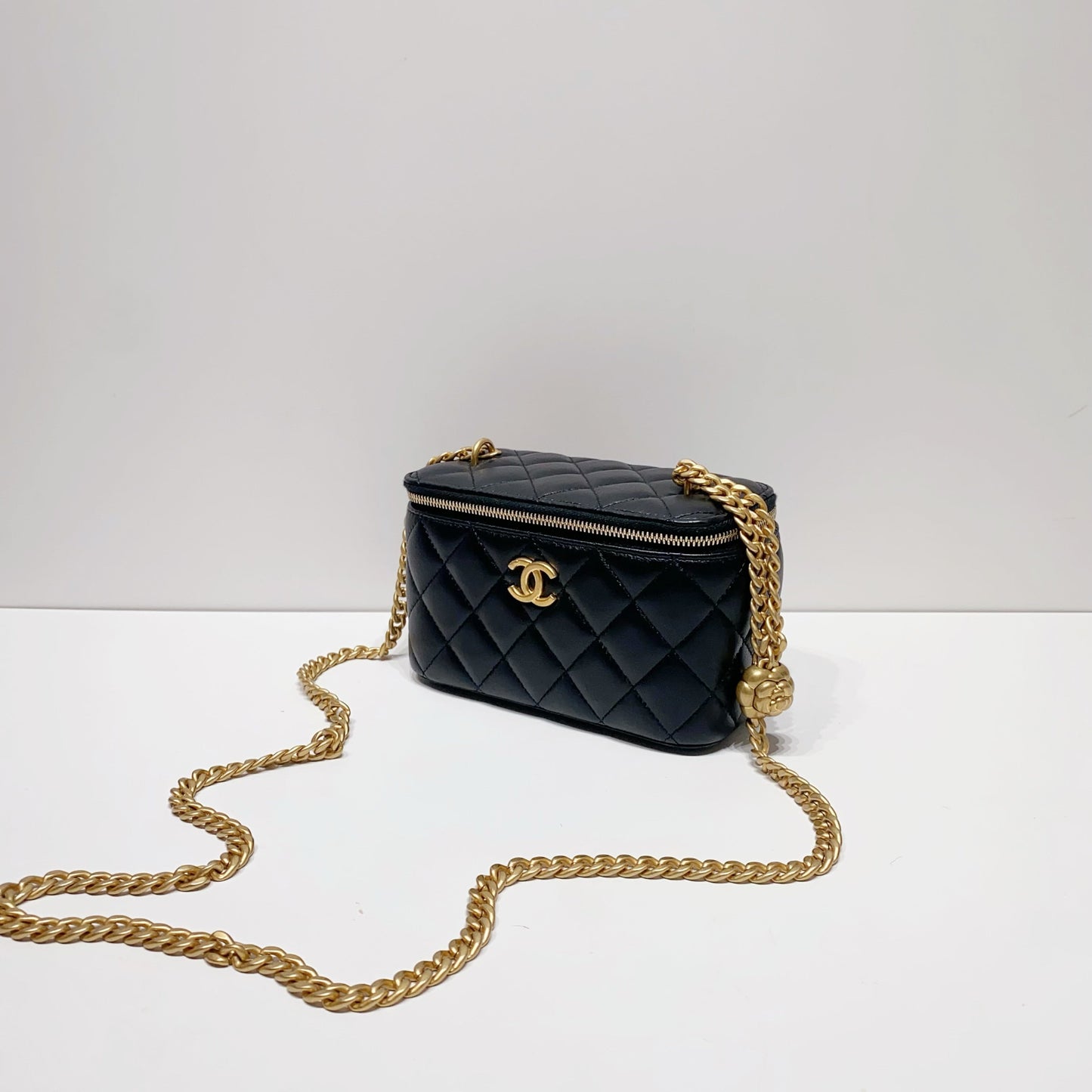 No.4278-Chanel Camellia Vanity With Chain