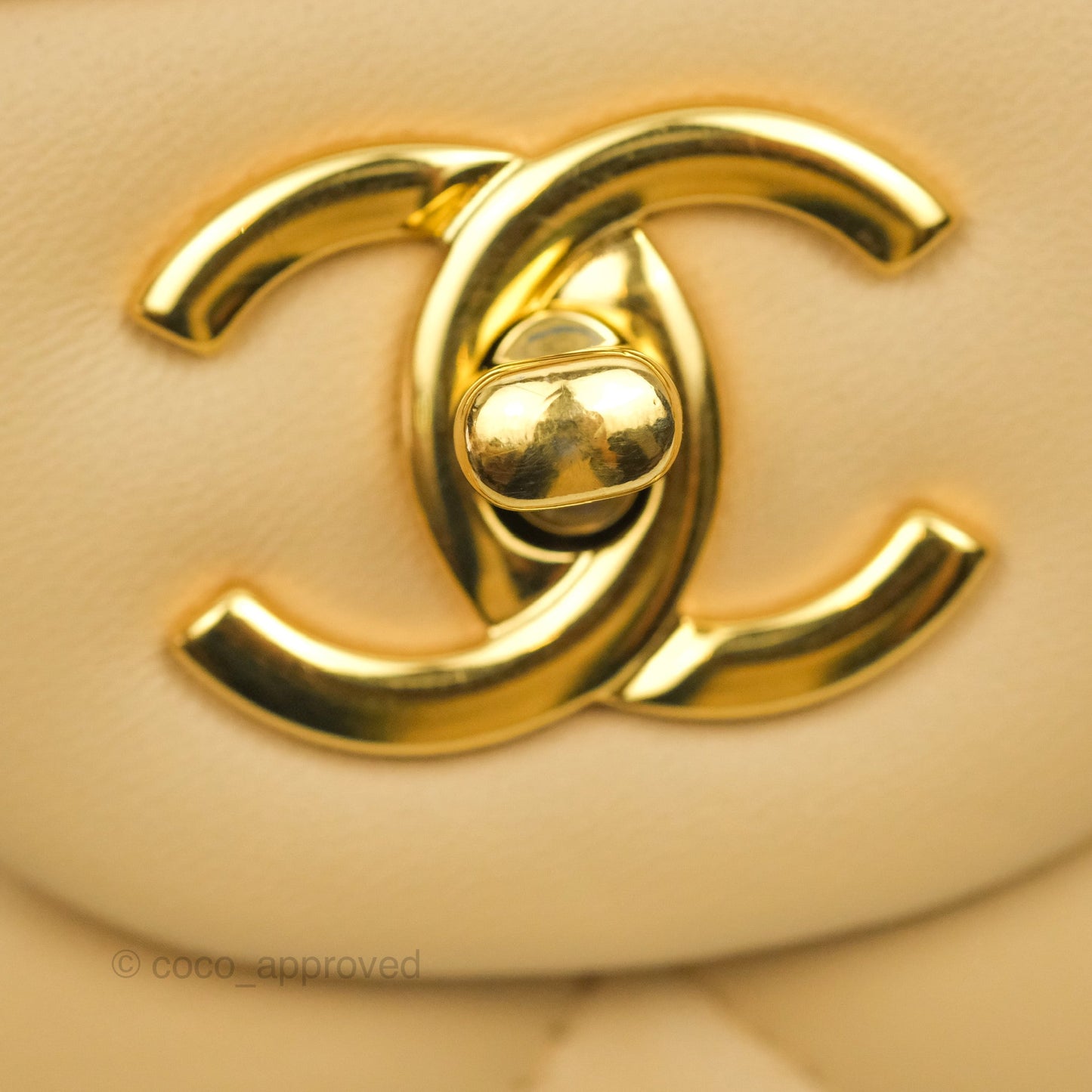 Chanel Jumbo Single Flap Beige Lambskin Gold Hardware