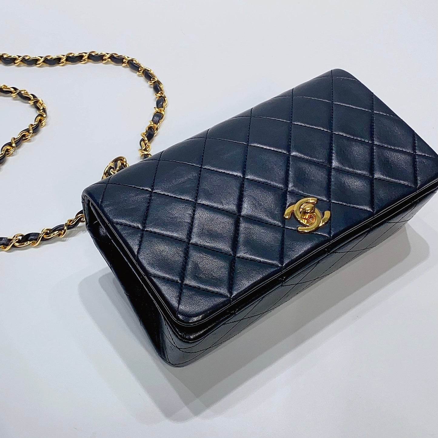No.4399-Chanel Vintage Lambskin Mini Flap Bag