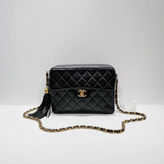 No.3945-Chanel Vintage Lambskin Turn-Lock Camera Bag