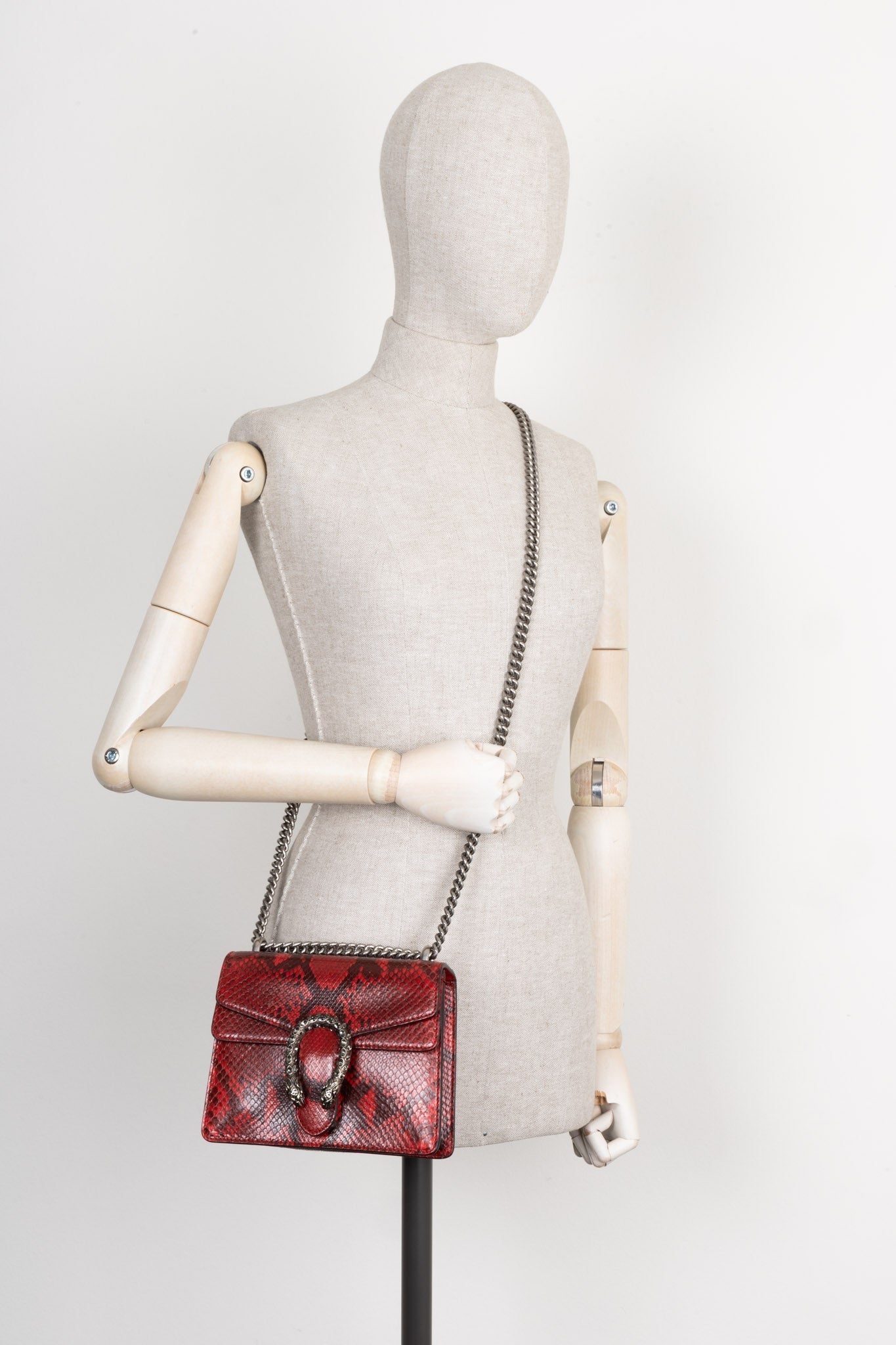 Luxury Gucci Trending 2025 Dionysus Bag Mini Phyton Red