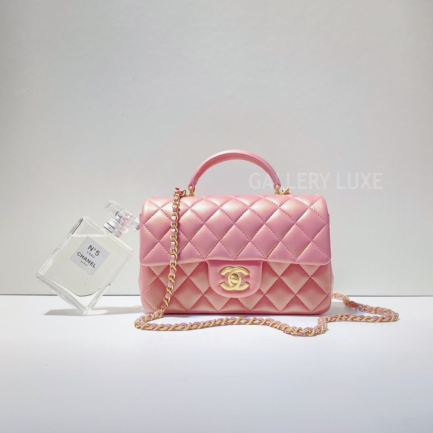 No.2869-Chanel Mini Flap Bag With Top Handle (Brand New / 全新)