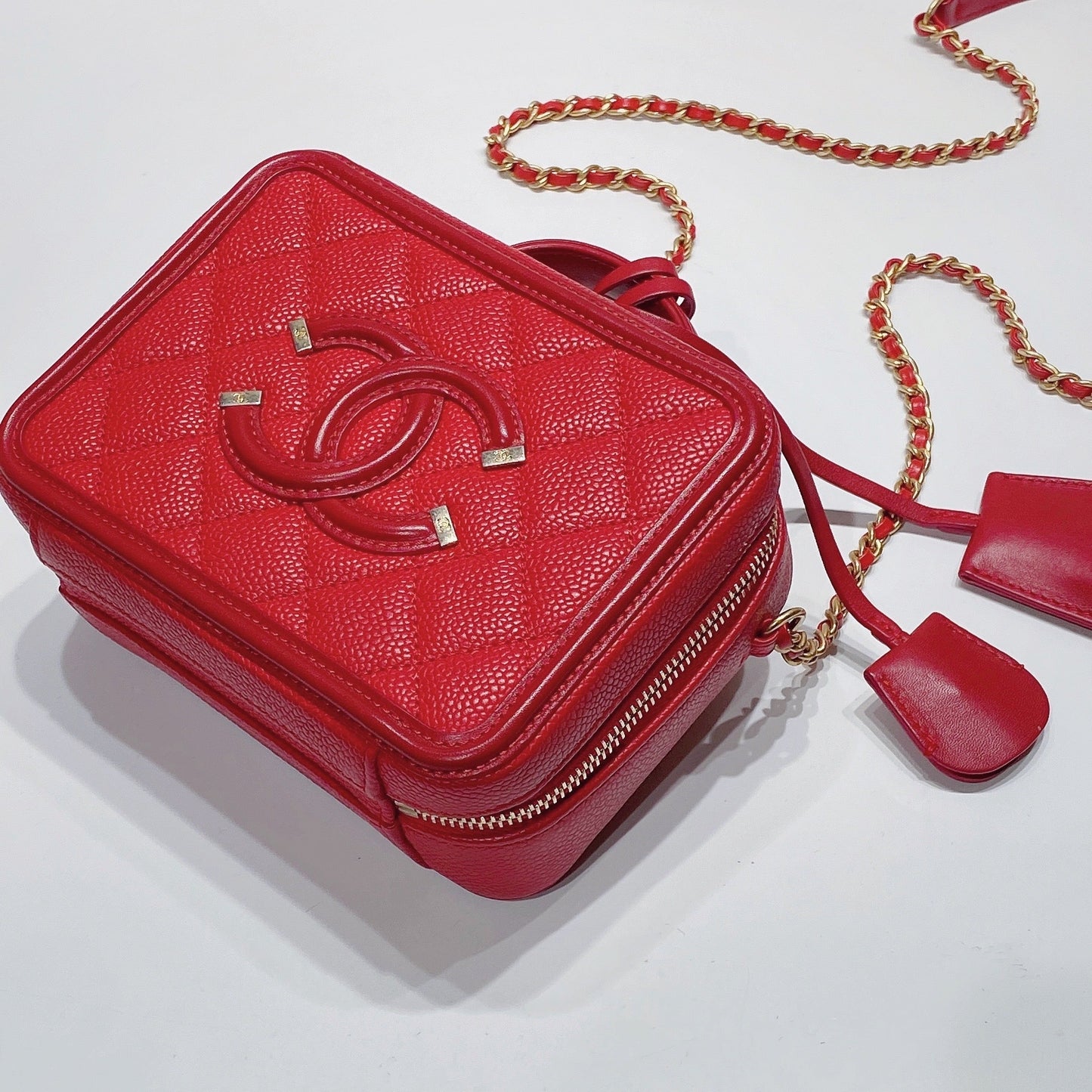 No.3523-Chanel Caviar Small CC Filigree Vanity Case