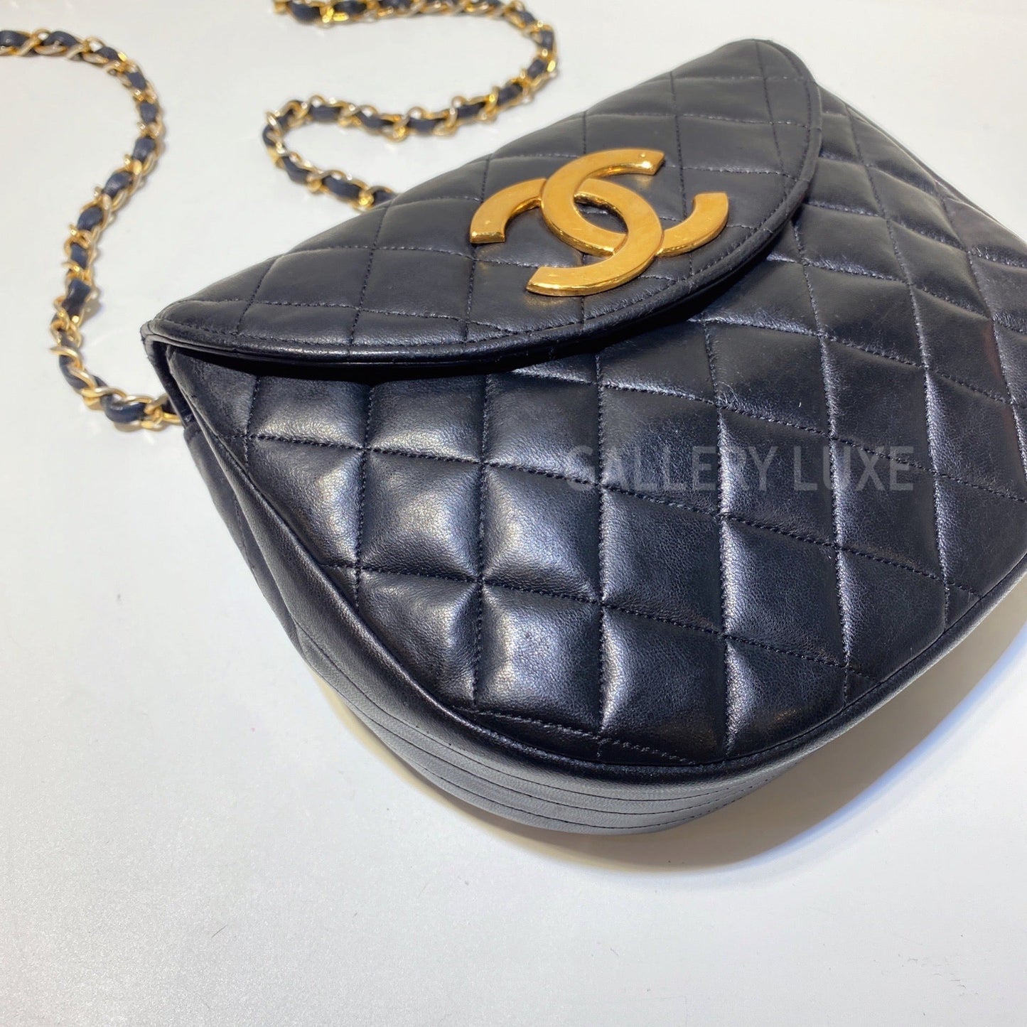 No.2941-Chanel Vintage Lambskin Shoulder Bag