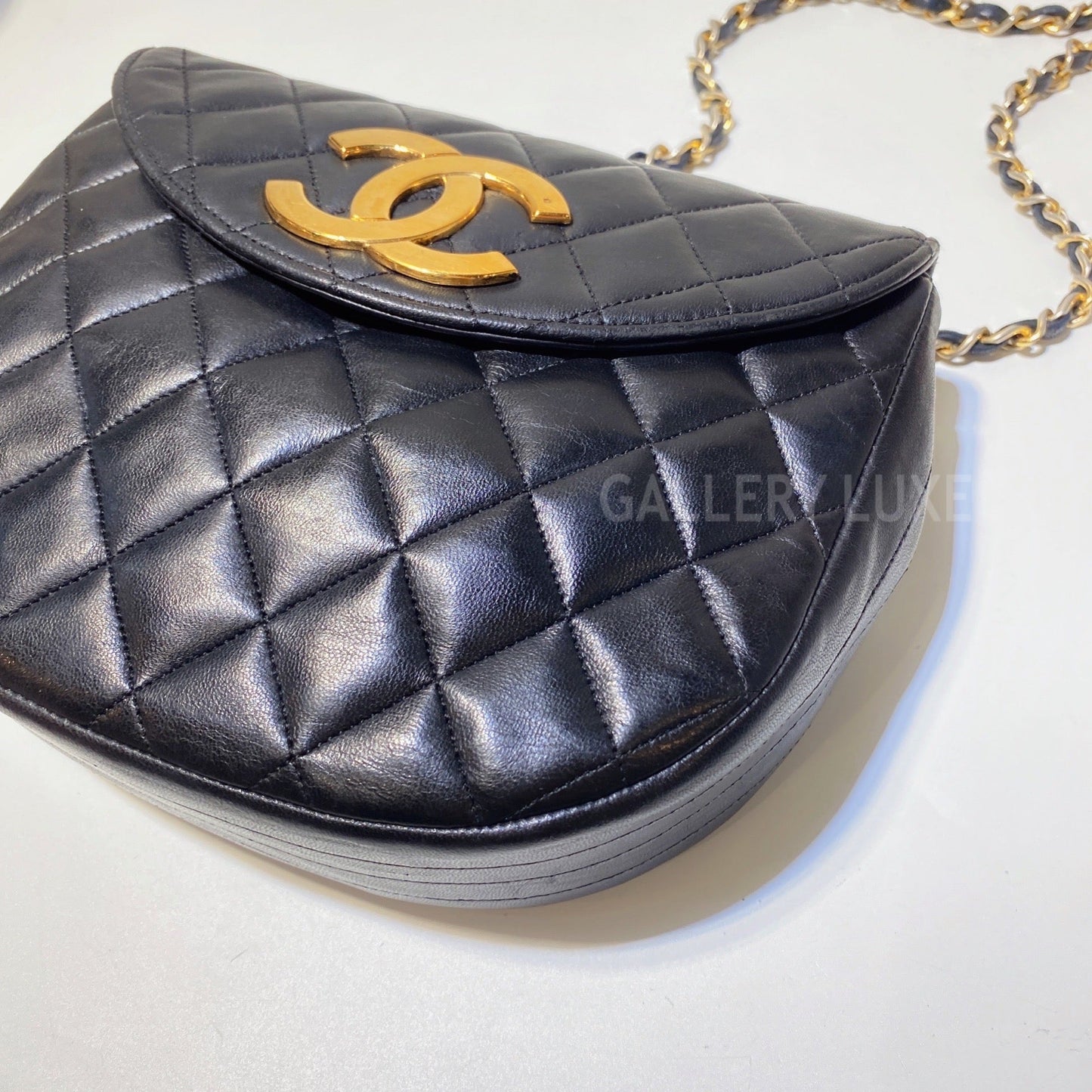 No.2941-Chanel Vintage Lambskin Shoulder Bag
