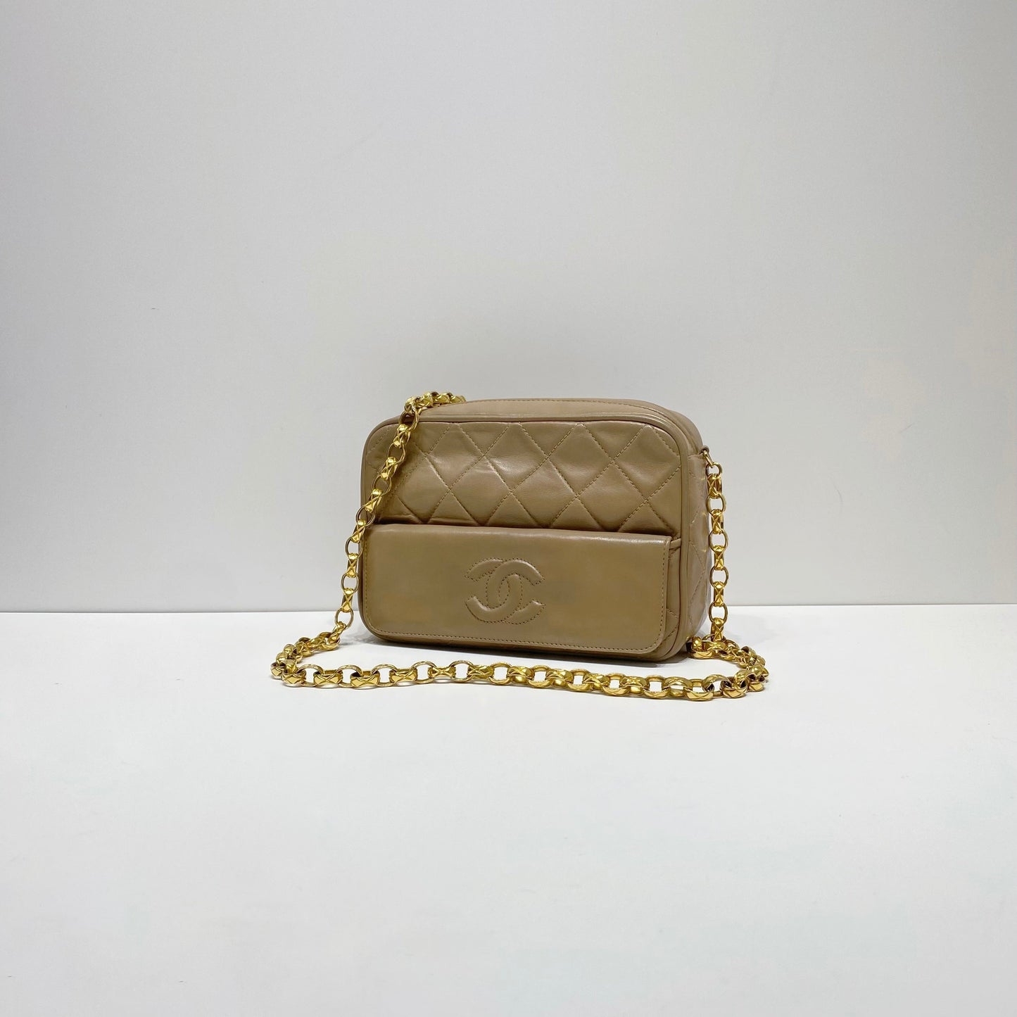 No.4371-Chanel Vintage Timeless CC Camera Bag