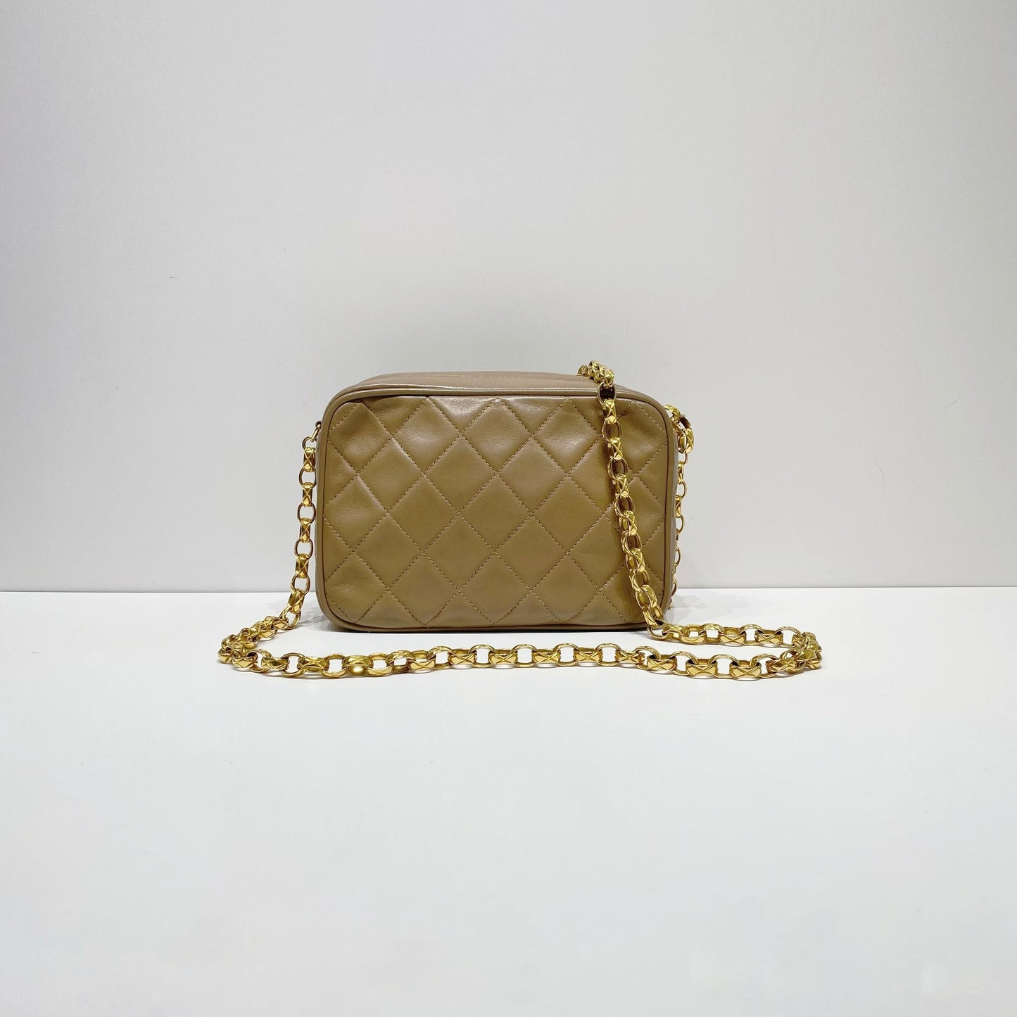 No.4371-Chanel Vintage Timeless CC Camera Bag