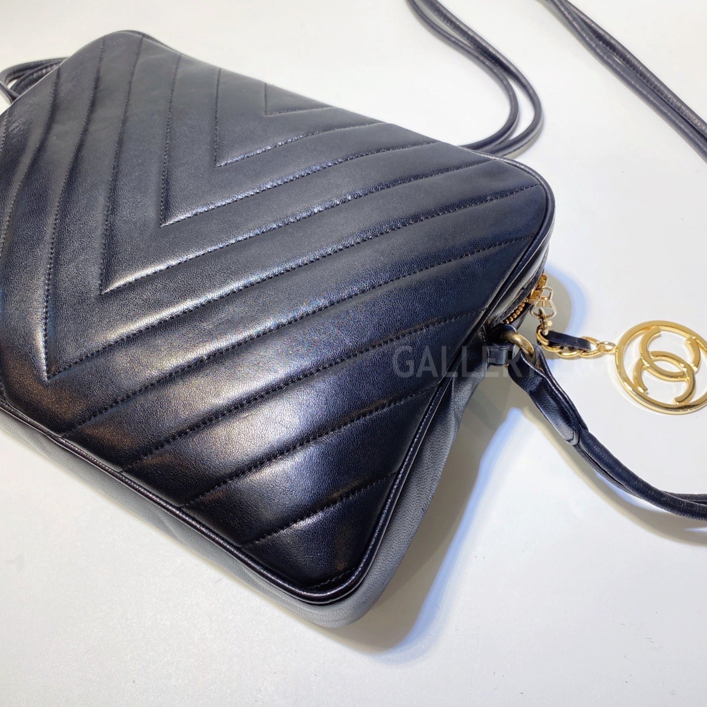 No.3169-Chanel Vintage Lambskin Chevron Camera Bag