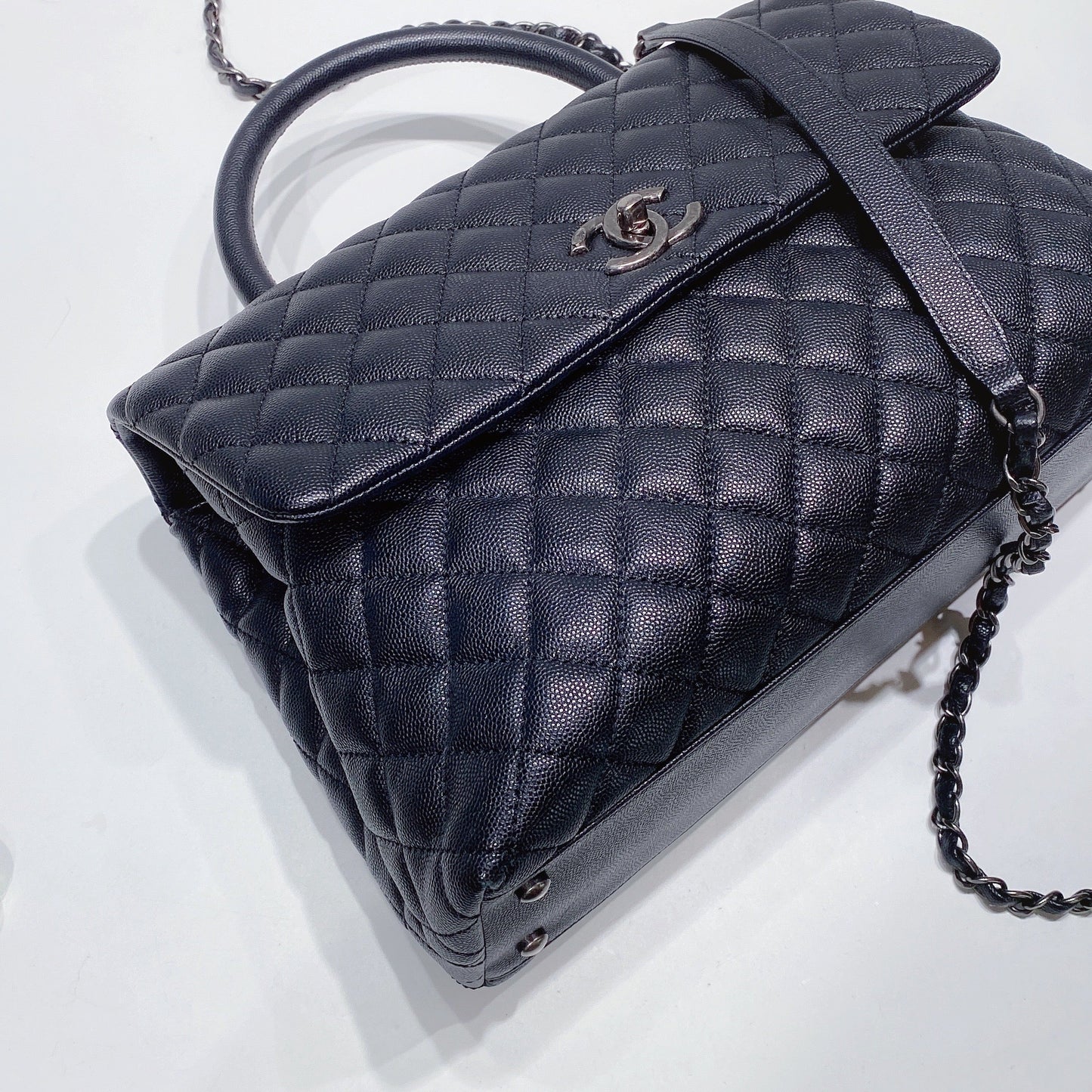 No.3530-Chanel Large Caviar Coco Handle
