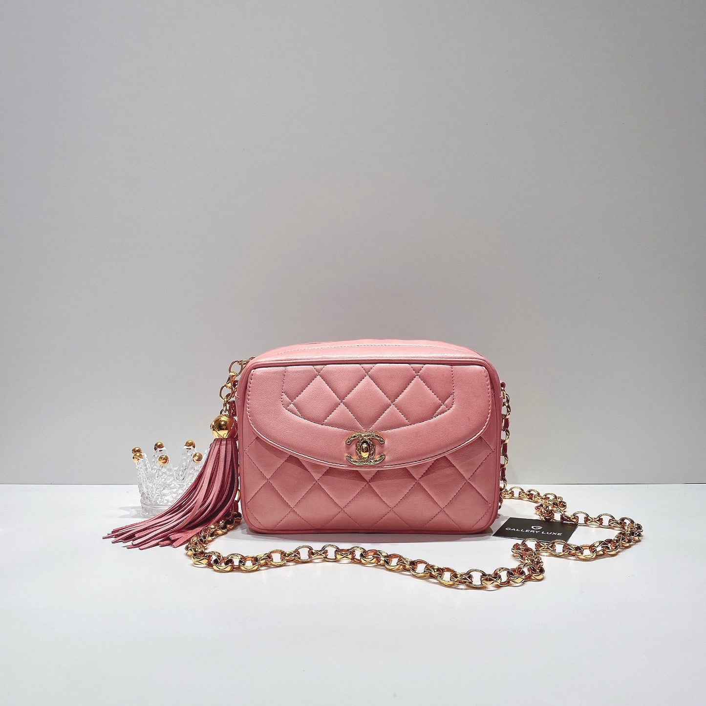 No.3529-Chanel Vintage Lambskin Turn-Lock Camera Bag