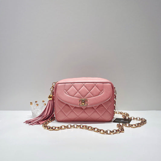 No.3529-Chanel Vintage Lambskin Turn-Lock Camera Bag