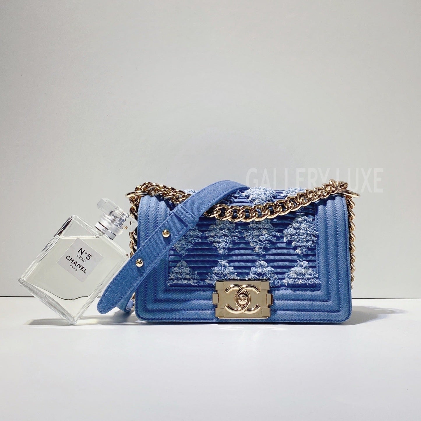 No.3303-Chanel Denim Emboroideries Boy 20cm