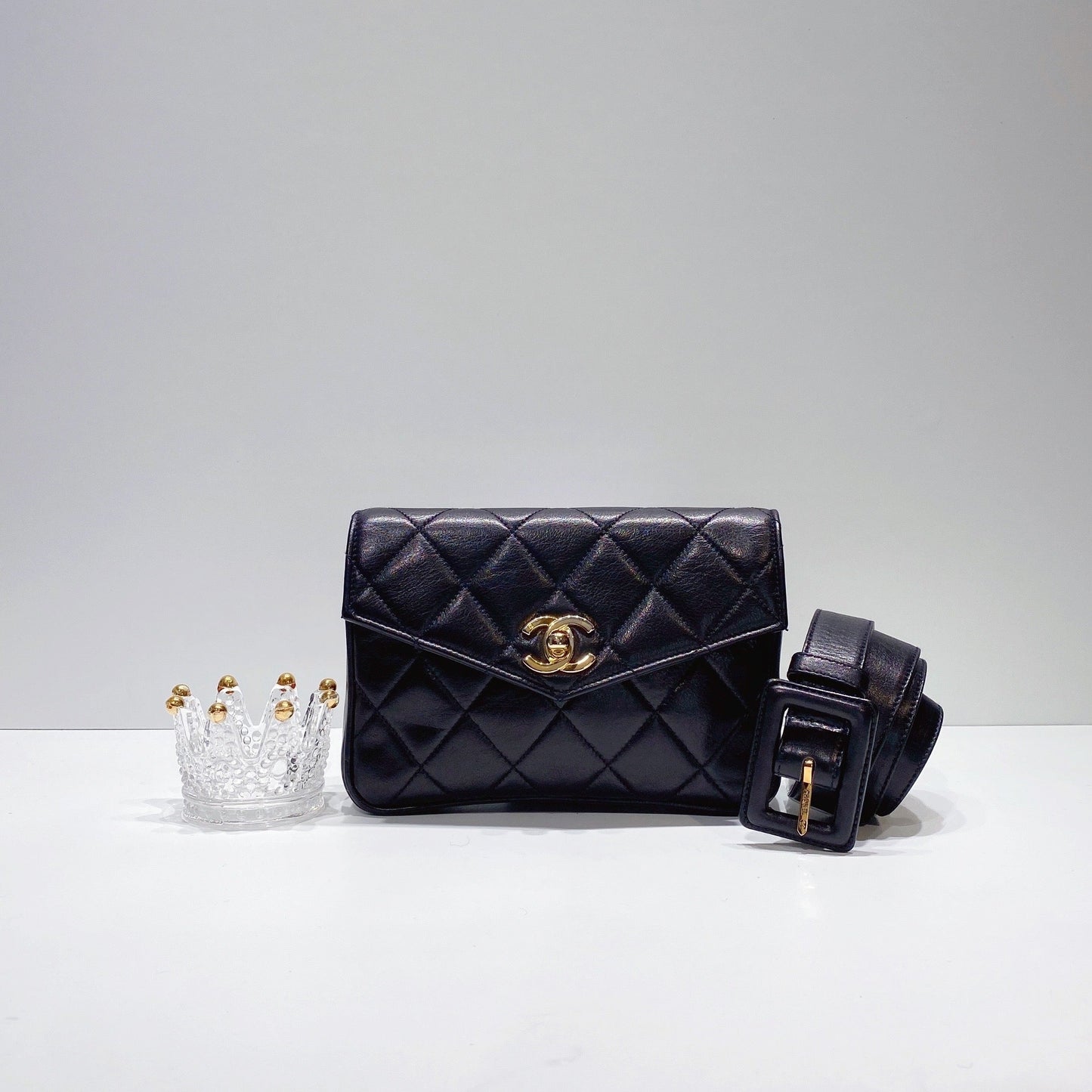 No.3408-Chanel Vintage Lambskin Belt Bag