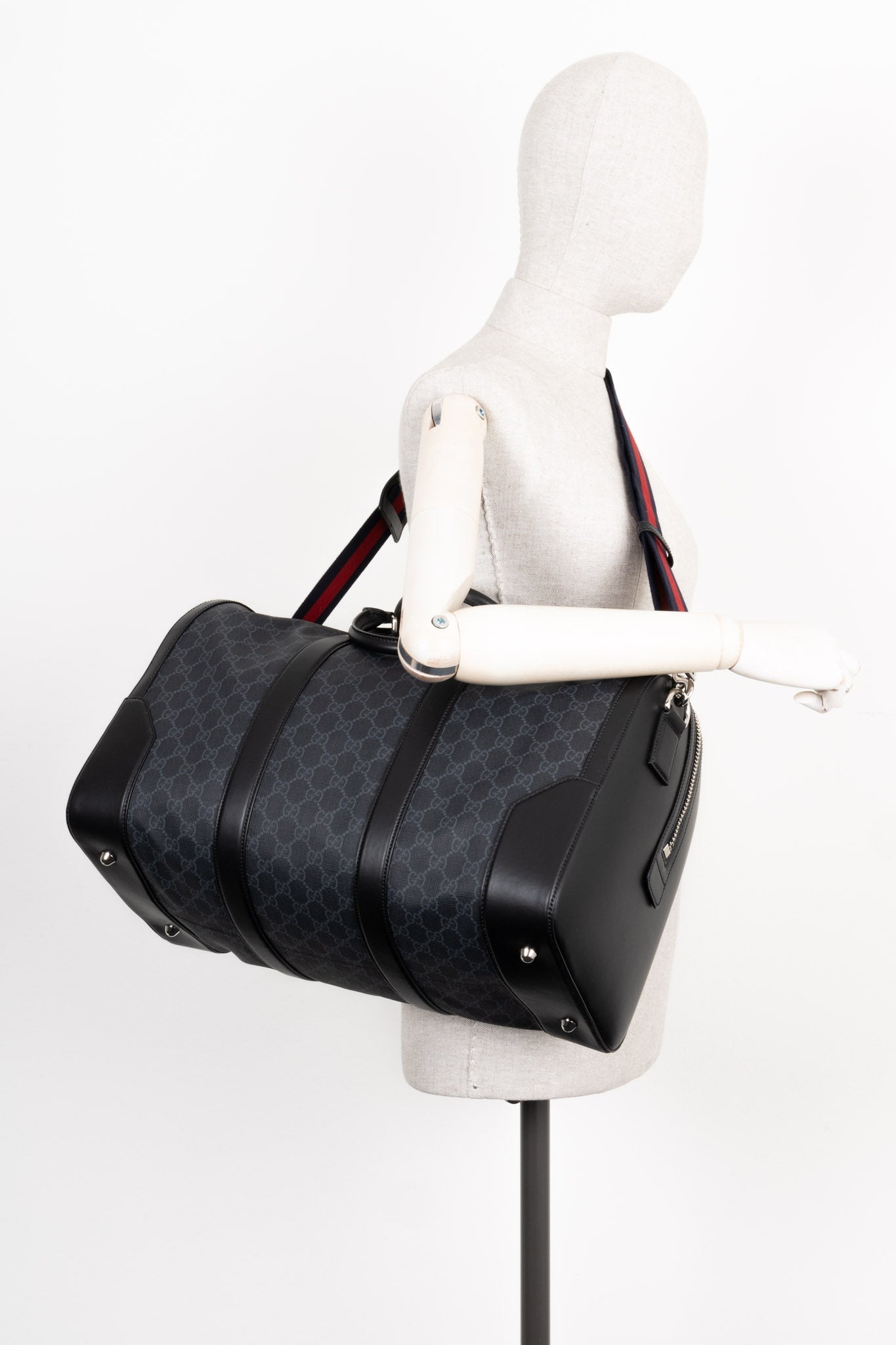 Luxury Gucci Trending 2025 Soft GG Supreme Carry On Duffel Bag Grey