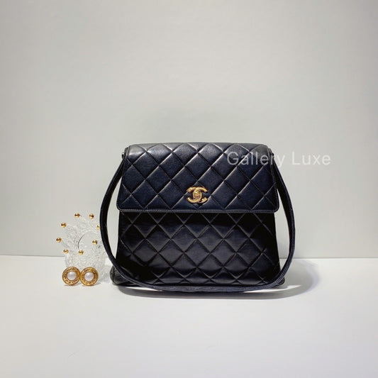 No.2604-Chanel Vintage Lambskin Shoulder Bag