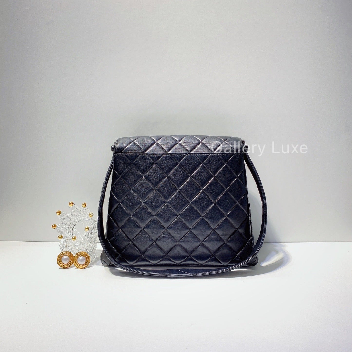 No.2604-Chanel Vintage Lambskin Shoulder Bag