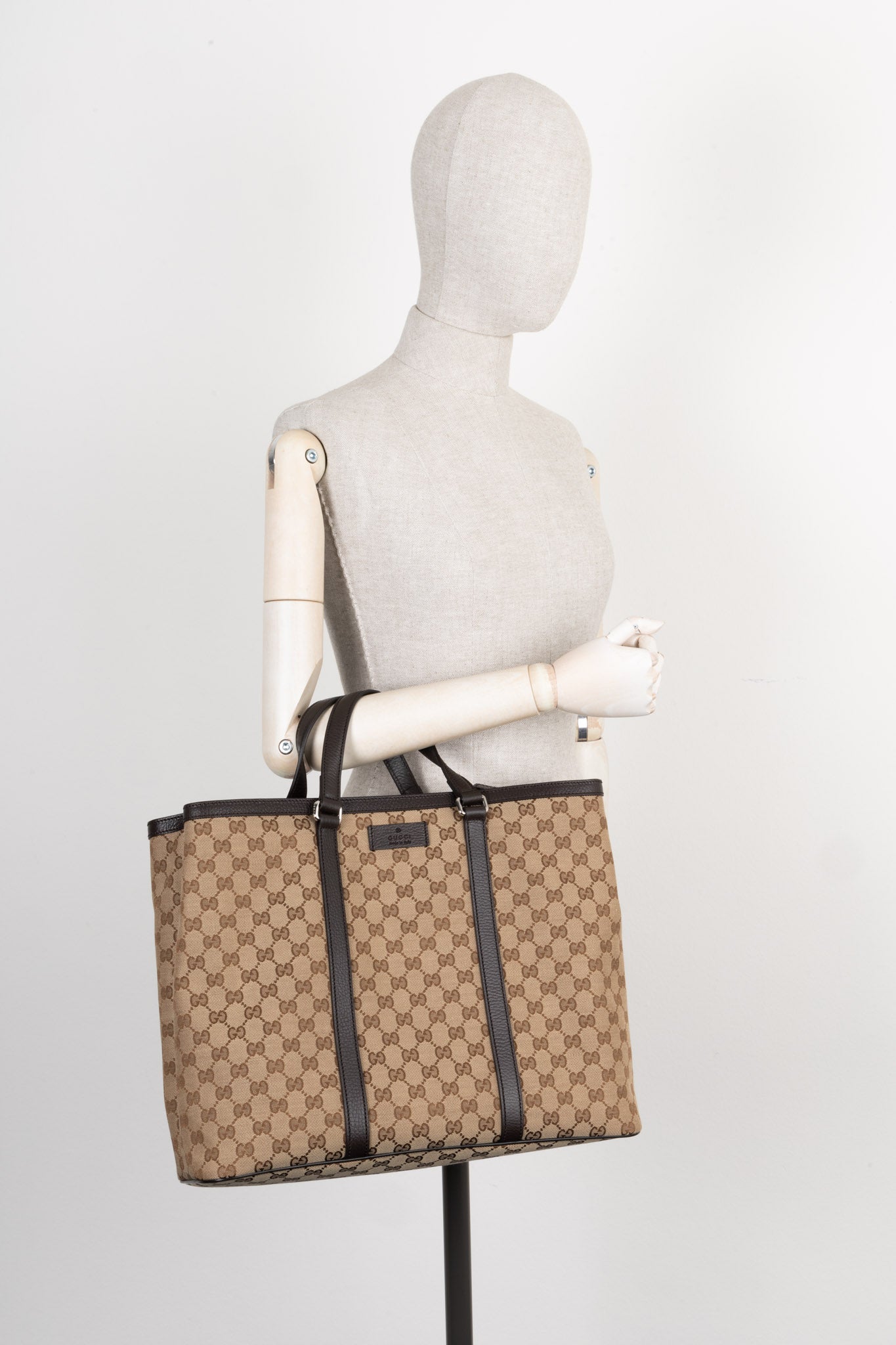 Luxury Gucci Trending 2025 Large Convertible Tote GG Canvas
