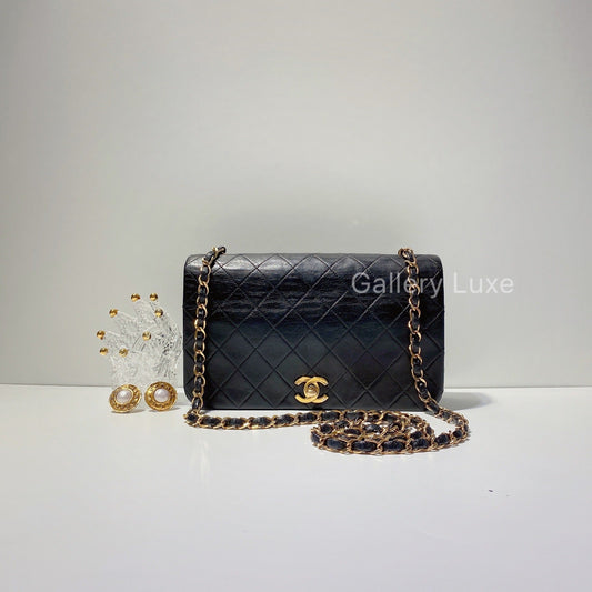 No.2609-Chanel Vintage Lambskin Flap Bag