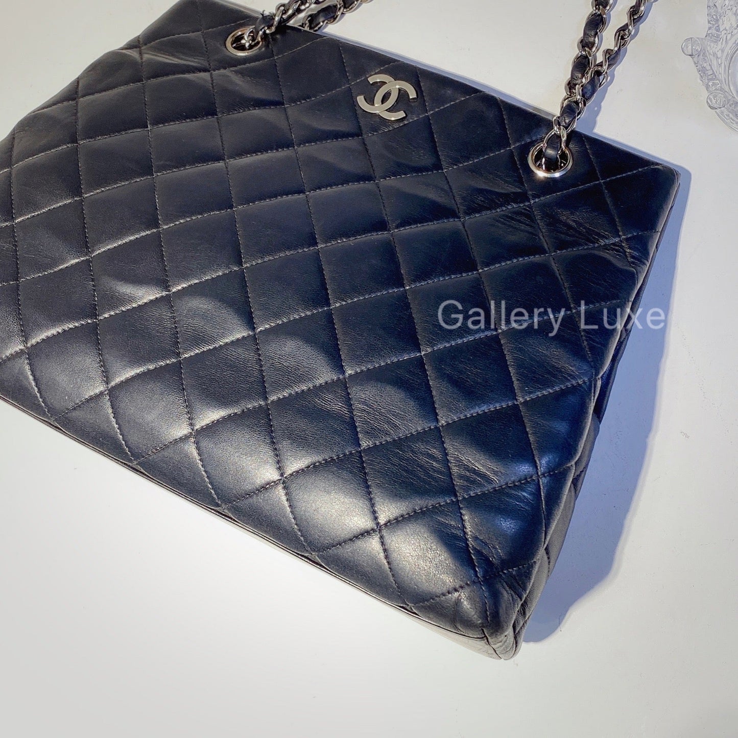 No.2368-Chanel Vintage Lambskin Shoulder Bag