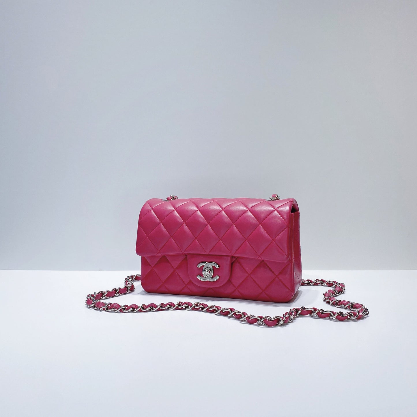 No.3672-Chanel Lambskin Classic Mini Flap Bag 20cm