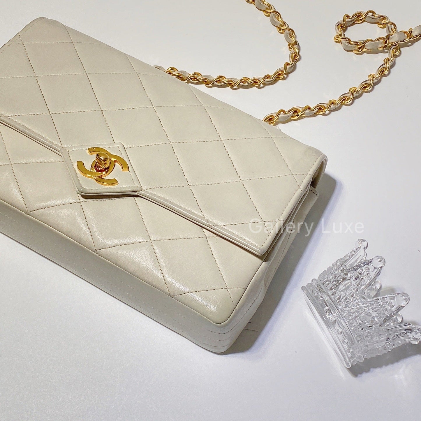 No.2223-Chanel Vintage Lambskin Flap Bag