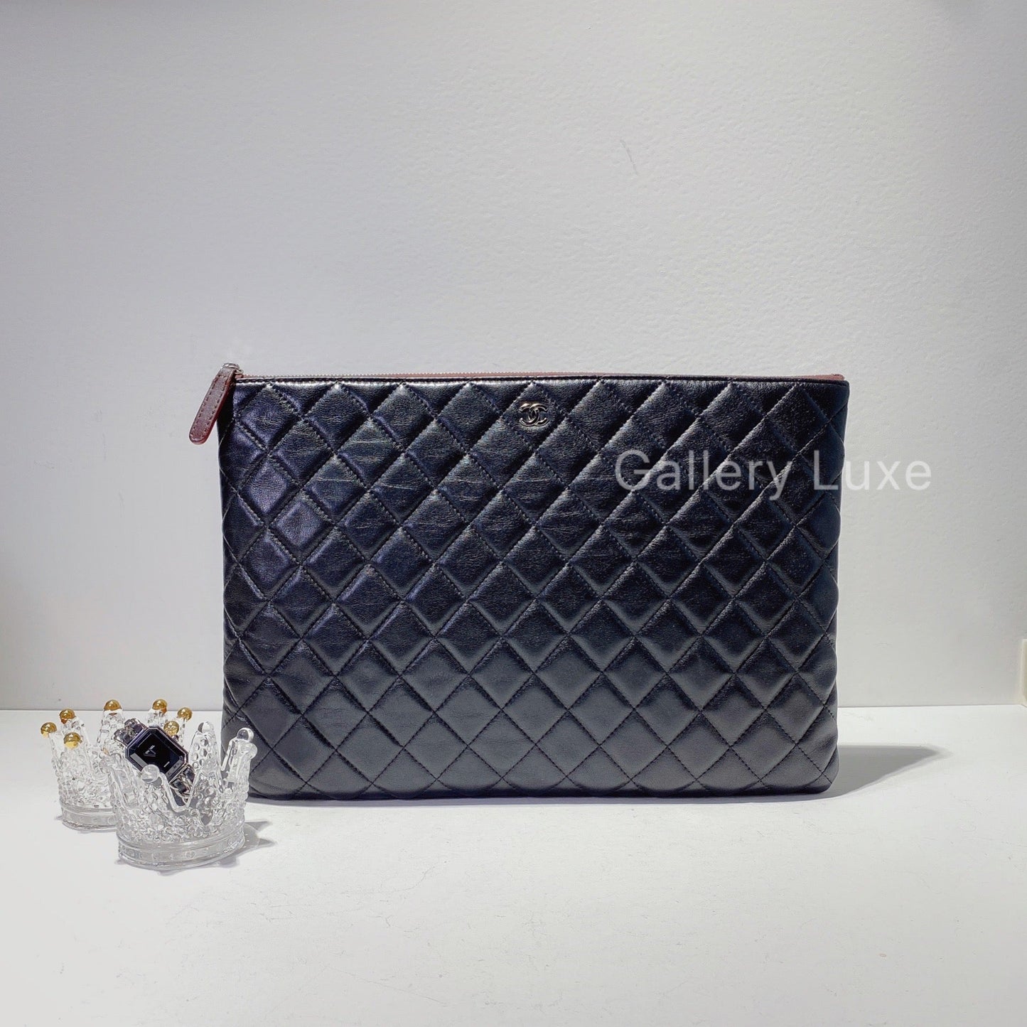 No.2349-Chanel Large O Case Clutch