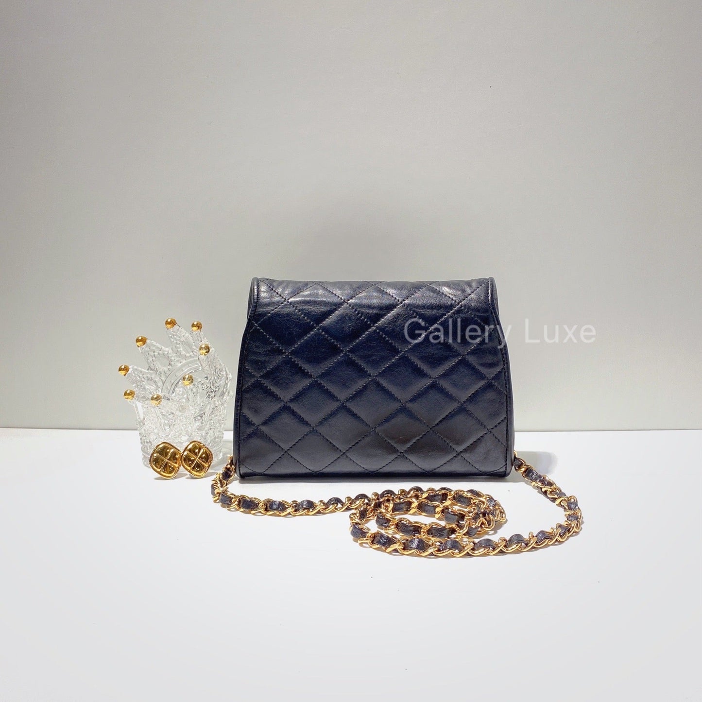 No.2627-Chanel Vintage Lambskin Paris Edition WOC