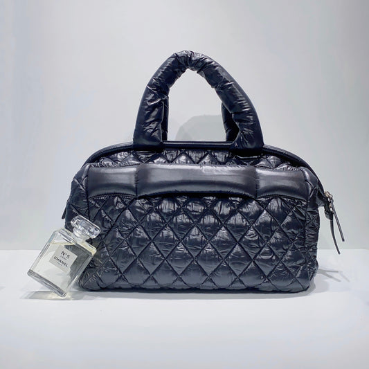 No.3801-Chanel Nylon Coco Cocoon Tote Bag