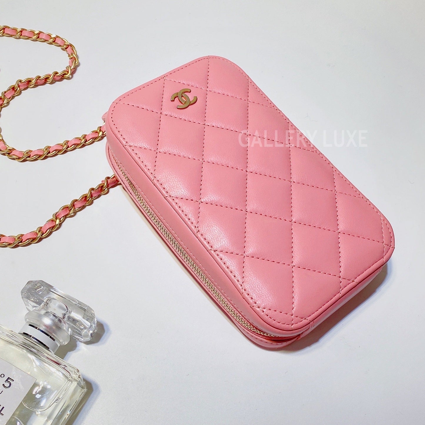 No.2915-Chanel Timeless Classic Phone Holder With Chain