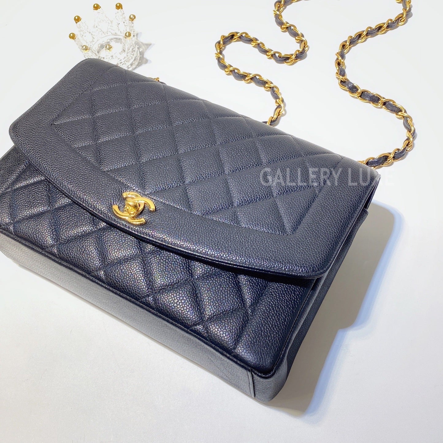 No.2912-Chanel Vintage Caviar Diana Bag 28cm