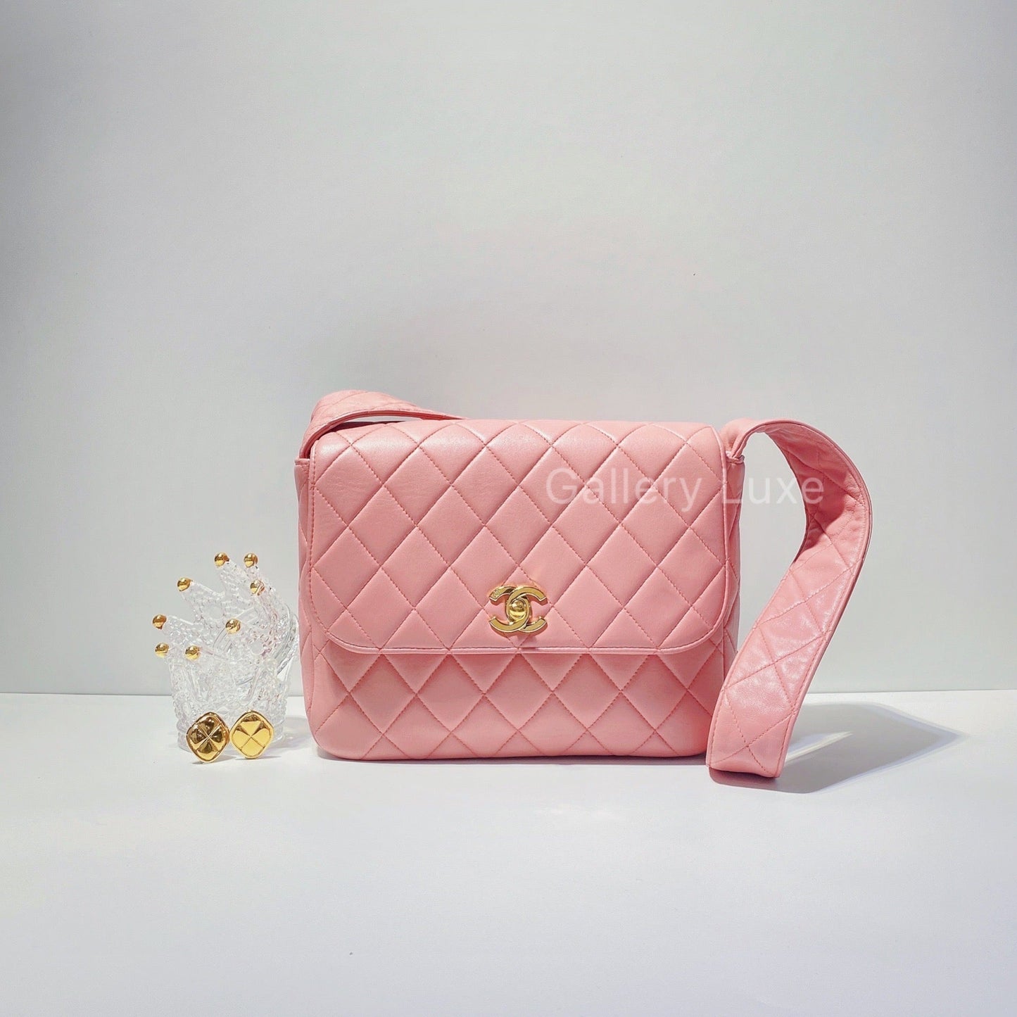No.2440-Chanel Vintage Lambskin Shoulder Bag