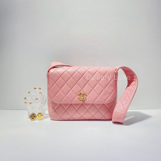 No.2440-Chanel Vintage Lambskin Shoulder Bag