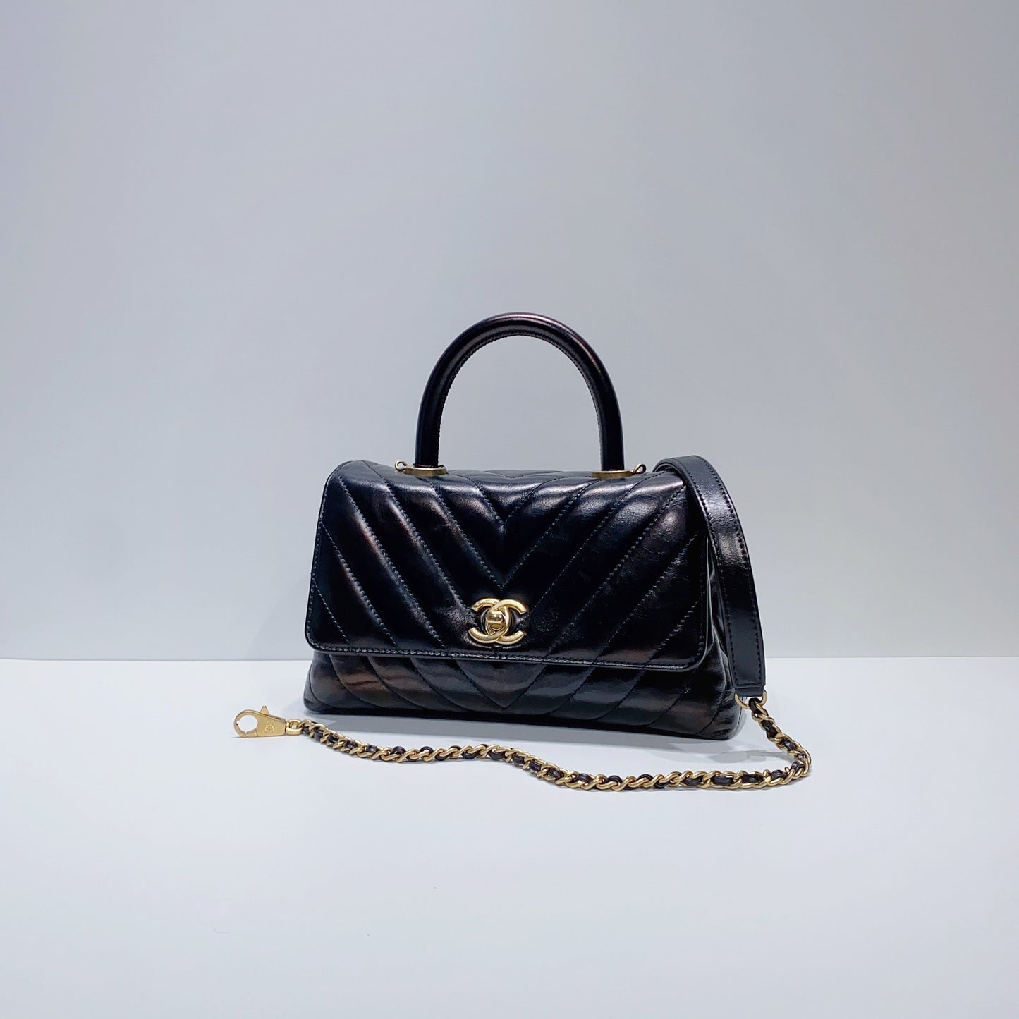 No.3794-Chanel Small Chevron Coco Handle