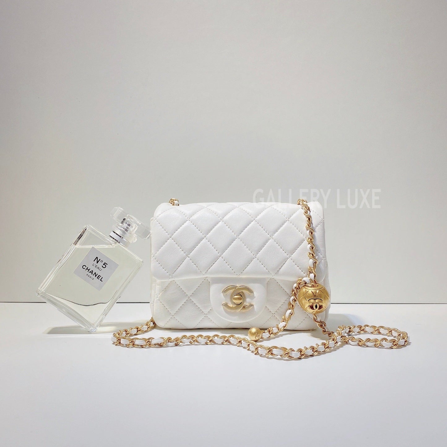 No.2937-Chanel Pearl Crush Square Mini Flap Bag
