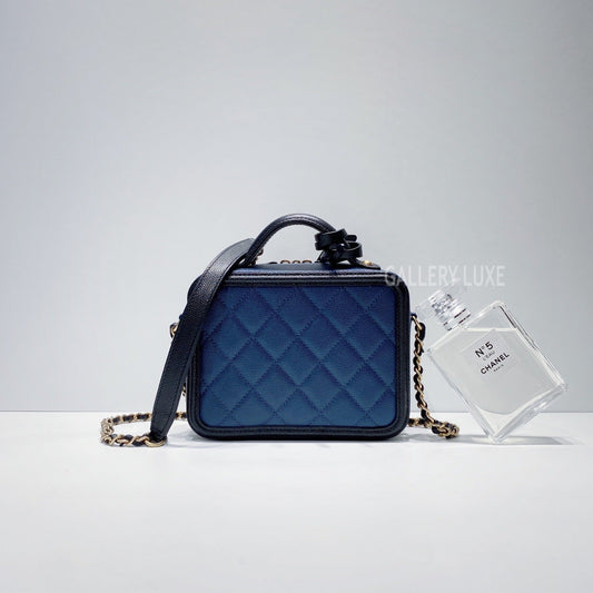 No.3426-Chanel Caviar Small CC Filigree Vanity Case