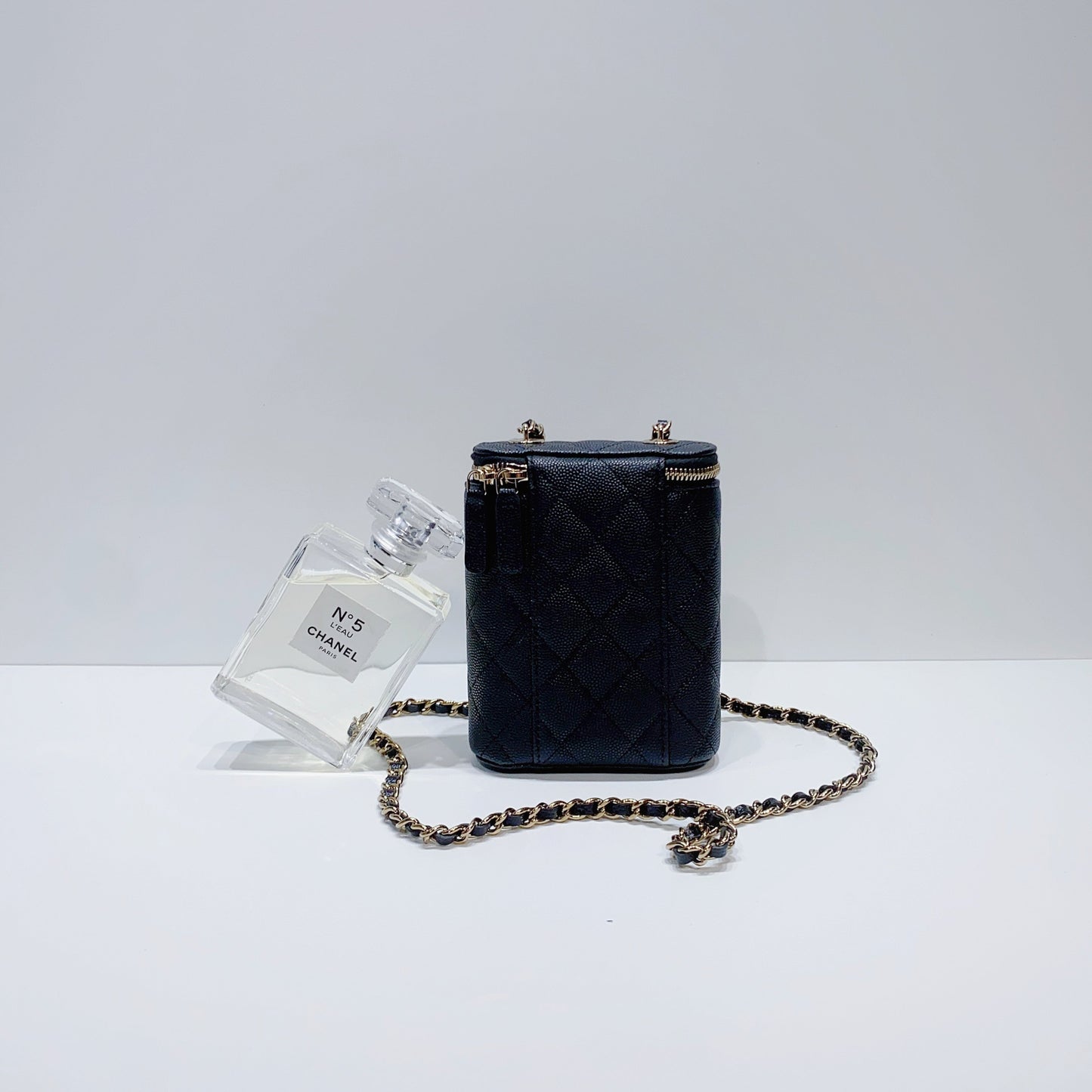 No.3809-Chanel Coco Beauty Vanity With Classic Chain (Brand New / 全新貨品)