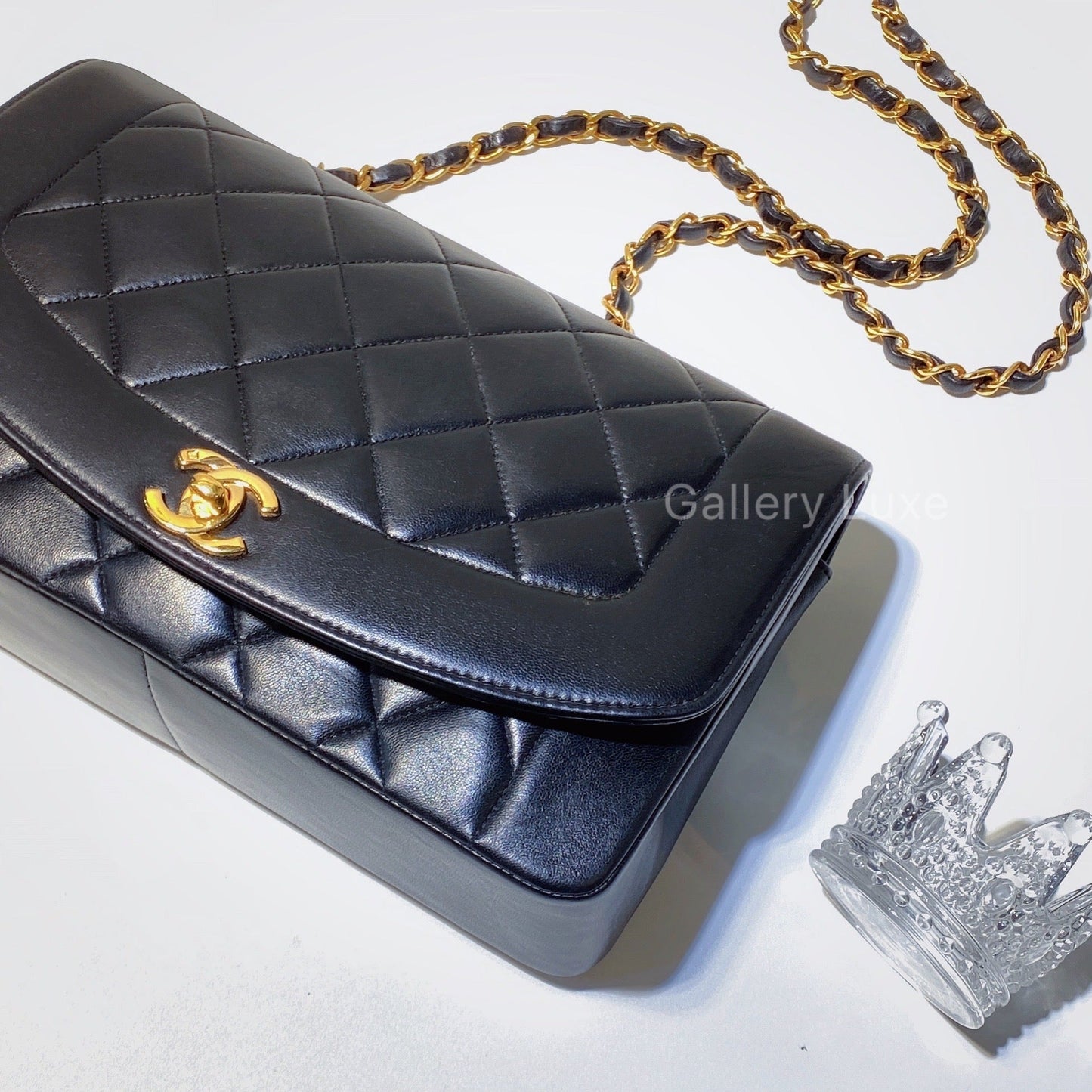 No.2642-Chanel Vintage Lambskin Diana Bag 25cm
