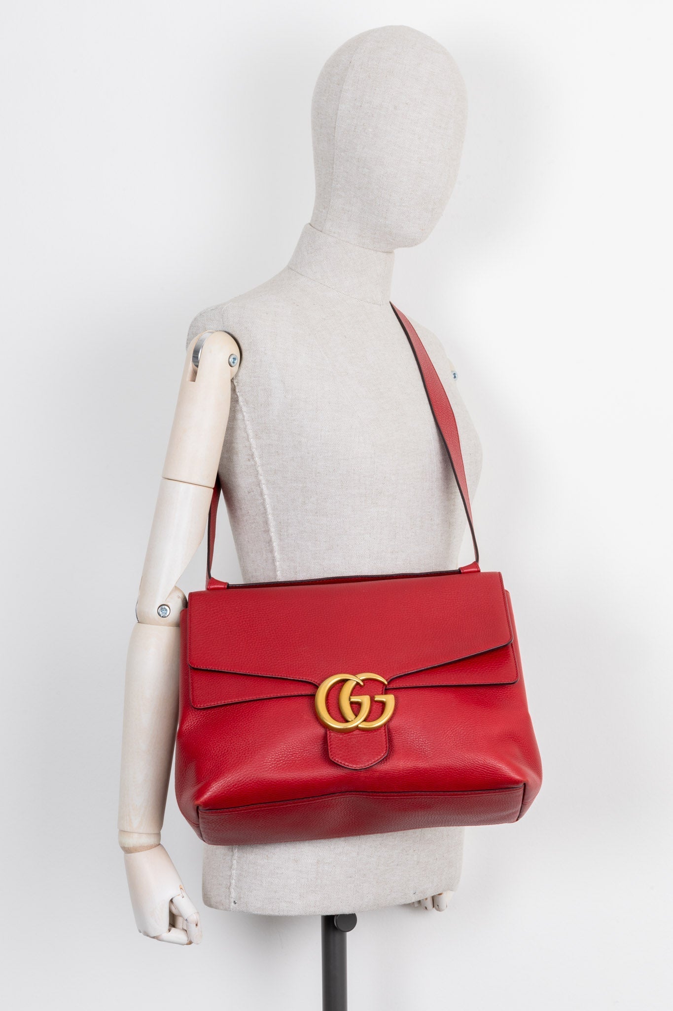 Luxury Gucci Trending 2025 GG Marmont Shoulder Bag Red