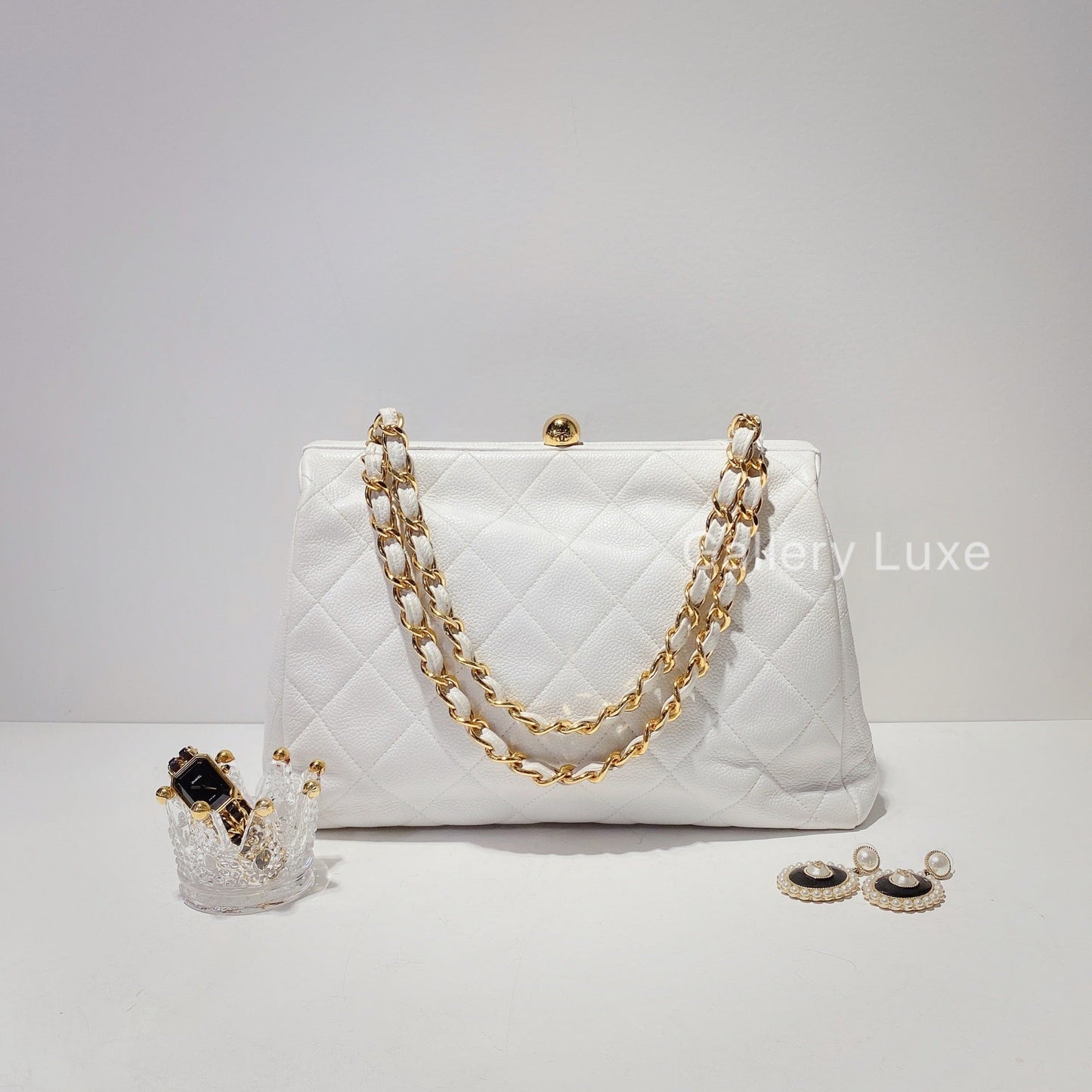 No.2197-Chanel Vintage Caviar Shoulder Bag