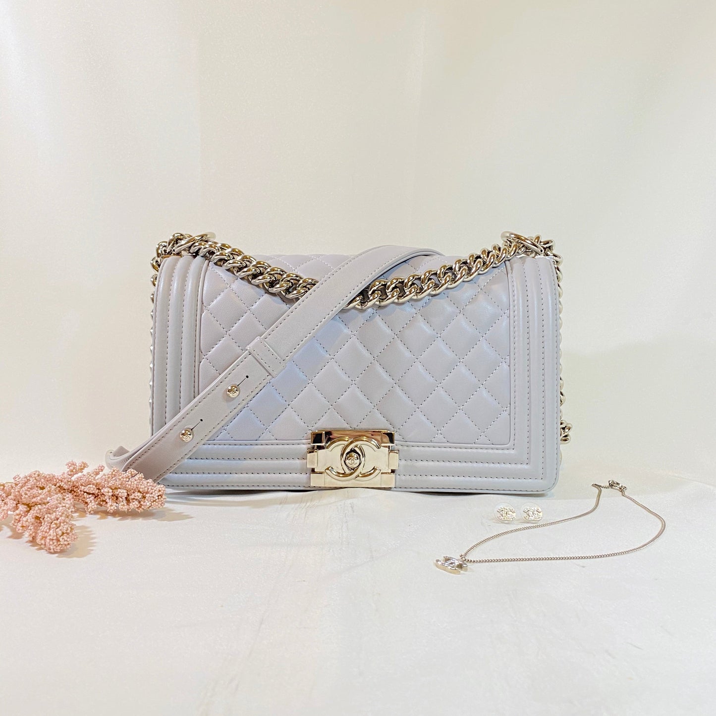 No.2198-Chanel Boy 25cm