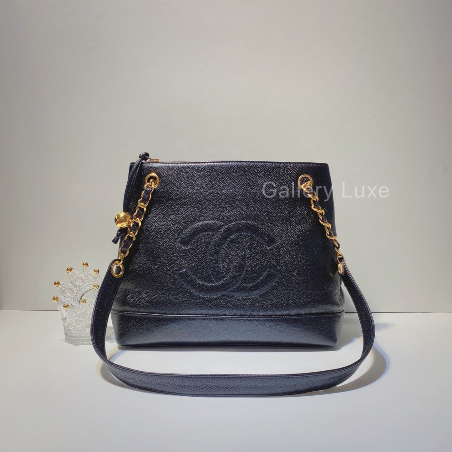 No.2658-Chanel Vintage Caviar Tote Bag