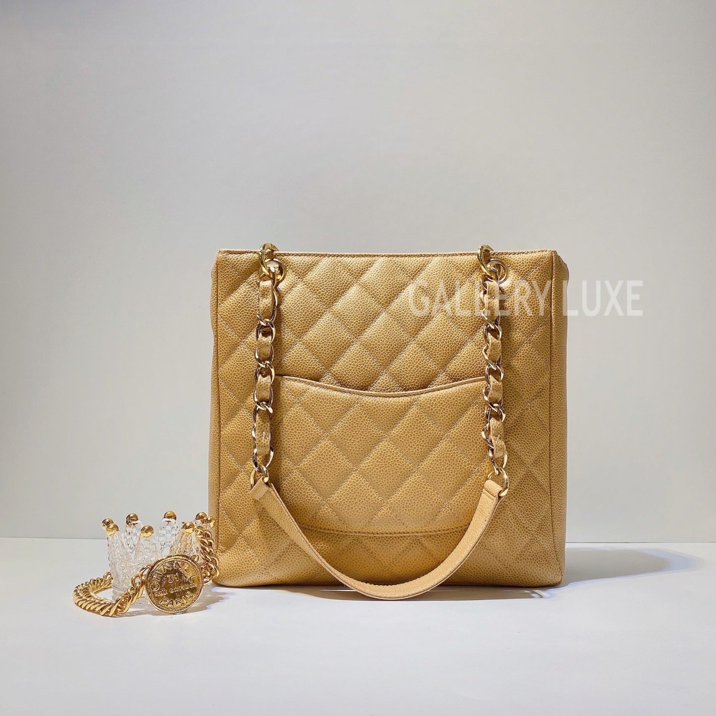 No.3251-Chanel Vintage Caviar PST