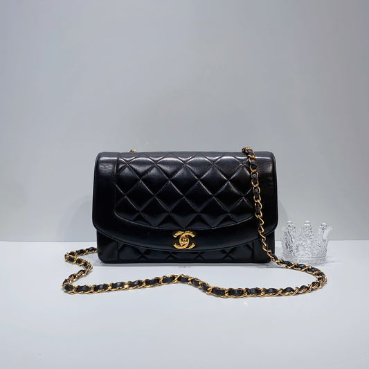 No.3817-Chanel Vintage Lambskin Diana Bag 25cm